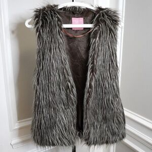 Pink Woman Gray and brown faux fur vest, Size L